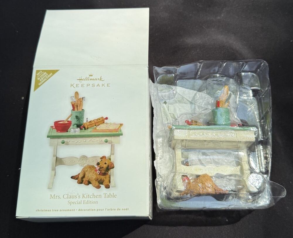 Hallmark Mrs. Claus's Kitchen Table Artist Signing Event Ornament Signed! -46D